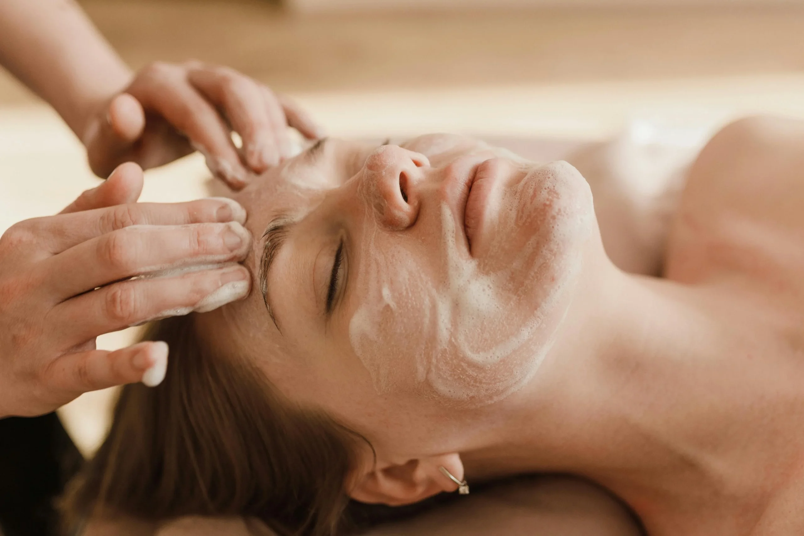 Tweakments: The Revolution of Subtle Touch-Ups in Aesthetic Medicine