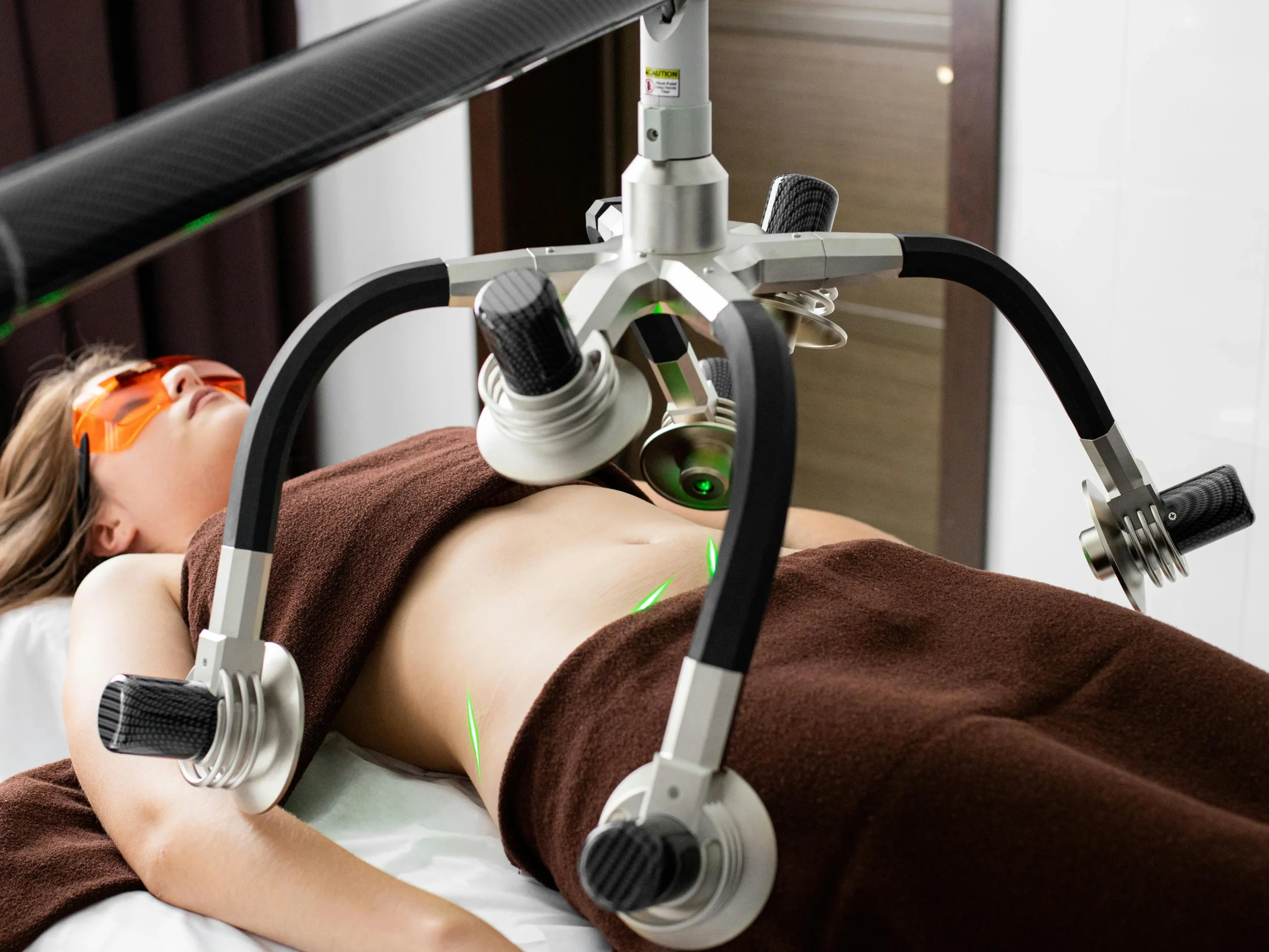 Non-Invasive Body Contouring: The Aesthetic Trends Shaping 2025